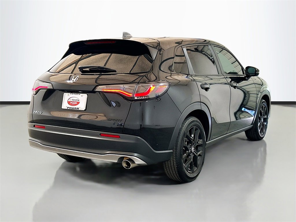 Used 2025 Honda HR-V Sport image 4