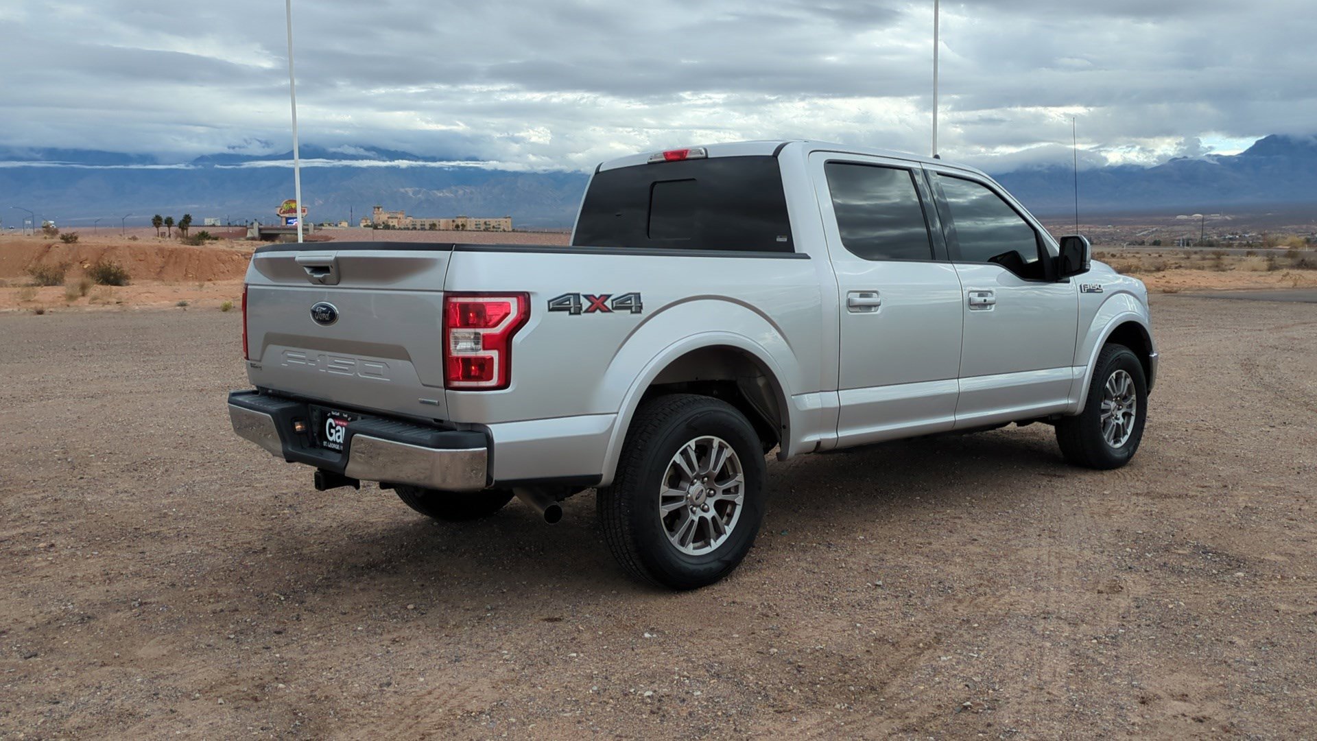 Used 2019 Ford F150 Lariat w/ Max Trailer Tow Package image 3