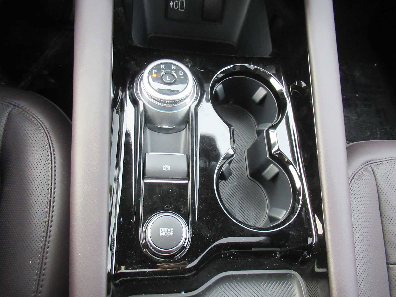 New 2026 Ford Explorer Platinum AWD/4WD image 21