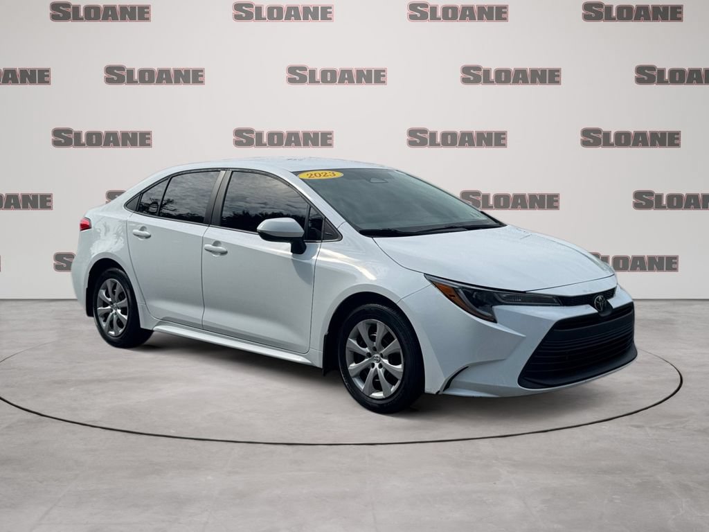 Used 2023 Toyota Corolla LE FWD image 7