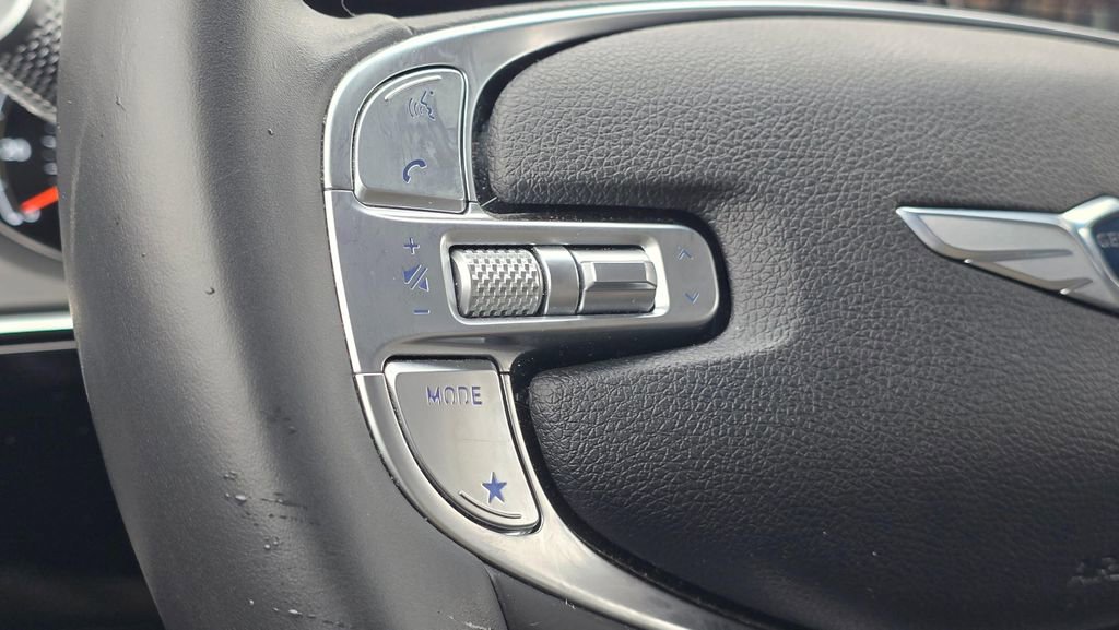 Used 2025 Genesis GV70 2.5T image 34
