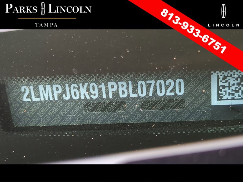 Used 2023 Lincoln Nautilus Reserve w/ Monochromatic Package FWD image 16