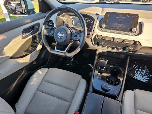 Used 2023 Nissan Rogue SV w/ SV Premium Package AWD/4WD image 30