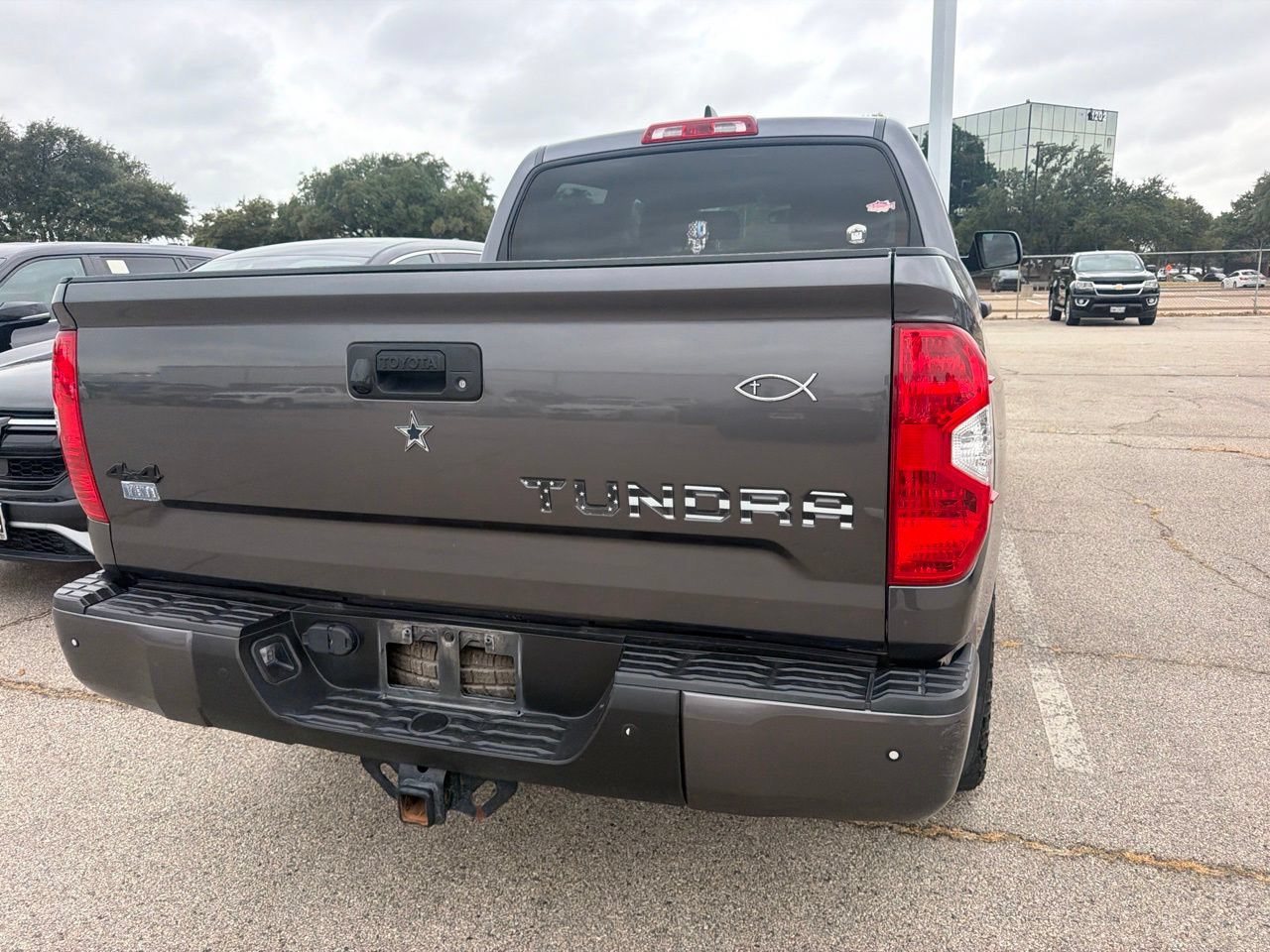 Used 2021 Toyota Tundra SR5 AWD/4WD image 5