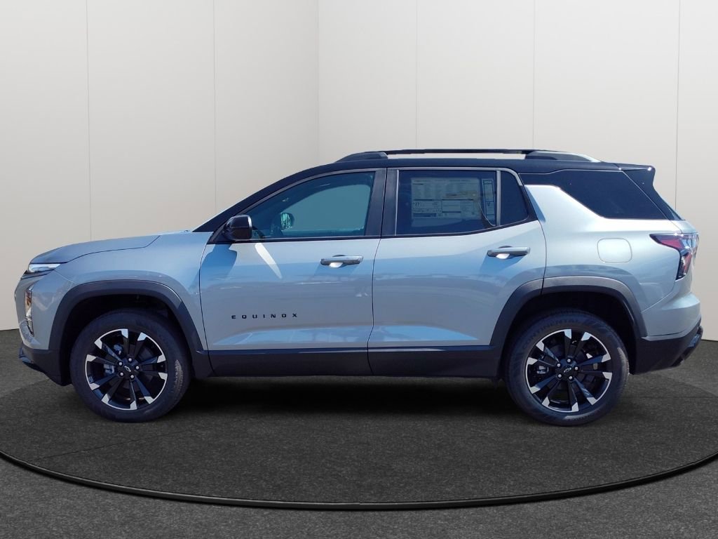 New 2026 Chevrolet Equinox RS w/ Convenience Package III image 2