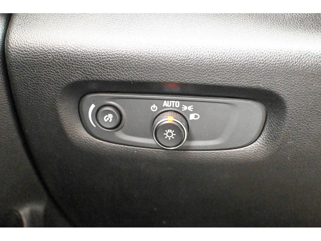 Used 2019 Chevrolet Traverse LS AWD/4WD image 42