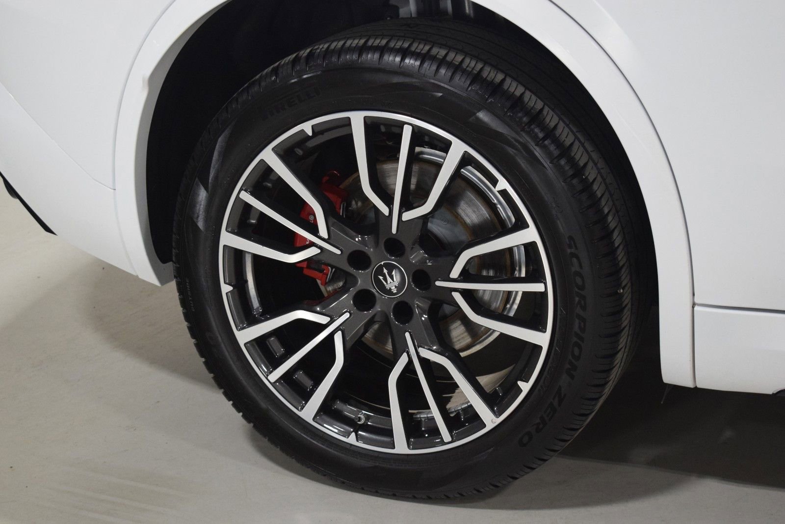 Certified 2023 Maserati Grecale Modena AWD/4WD image 15