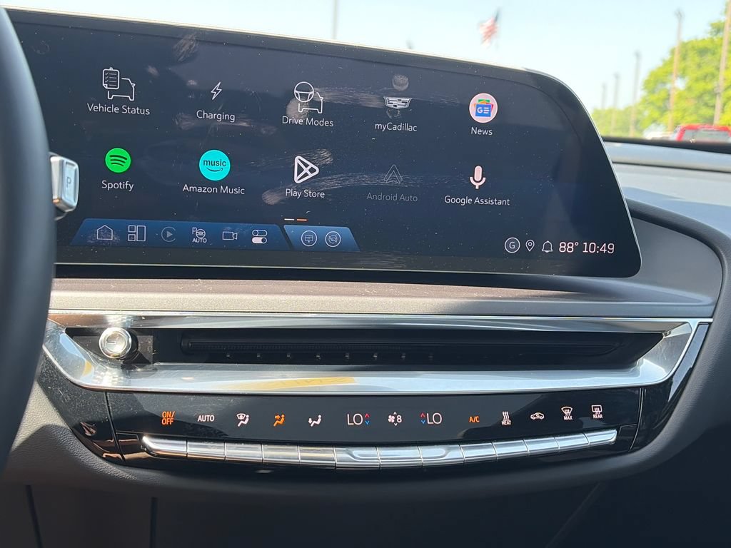 Used 2024 Cadillac Lyriq Tech w/ Driver Assist Package AWD/4WD image 28
