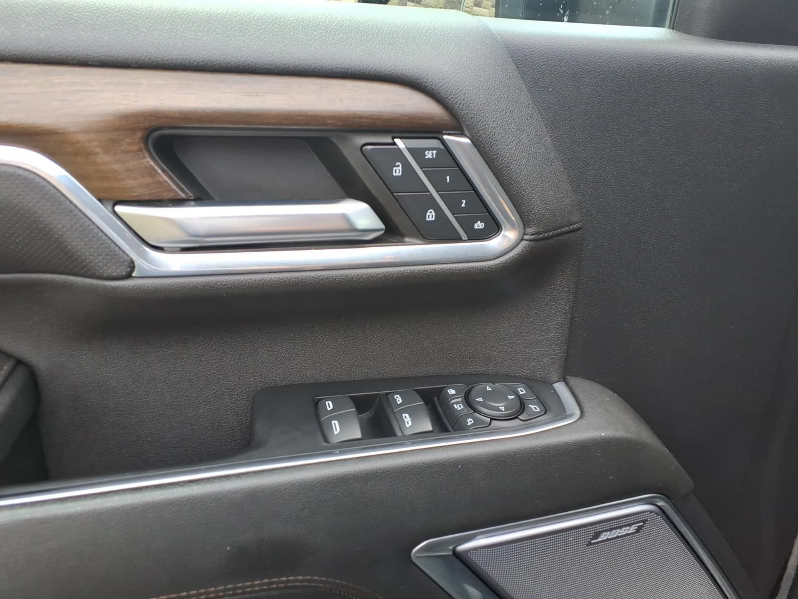 Used 2024 Chevrolet Silverado 3500 High Country w/ High Country Premium Package AWD/4WD image 15