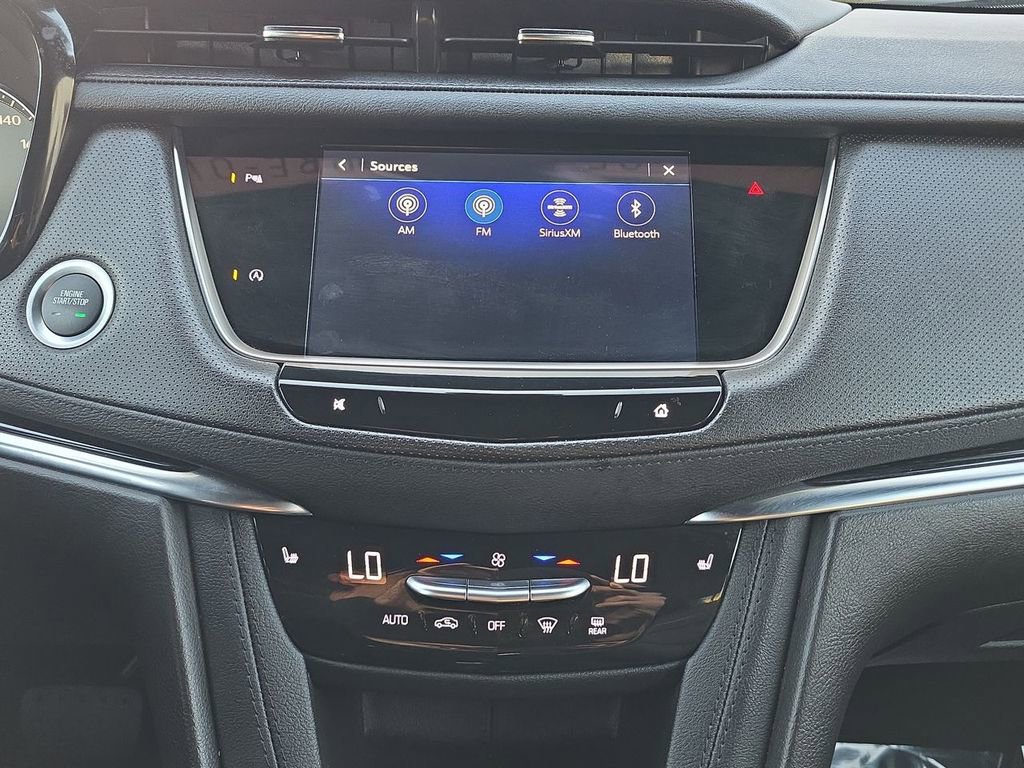 Used 2025 Cadillac XT5 Premium Luxury image 13