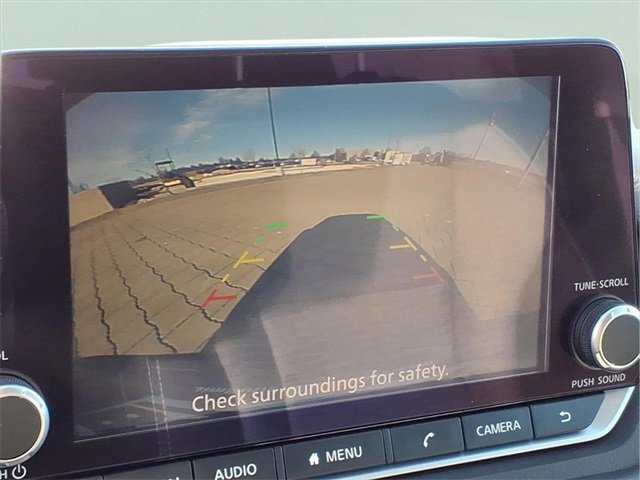 Used 2023 Nissan Rogue SV image 10