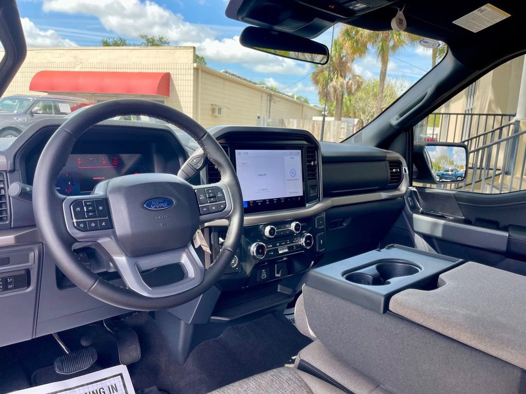 Used 2025 Ford F150 XLT w/ Equipment Group 301A Standard image 12