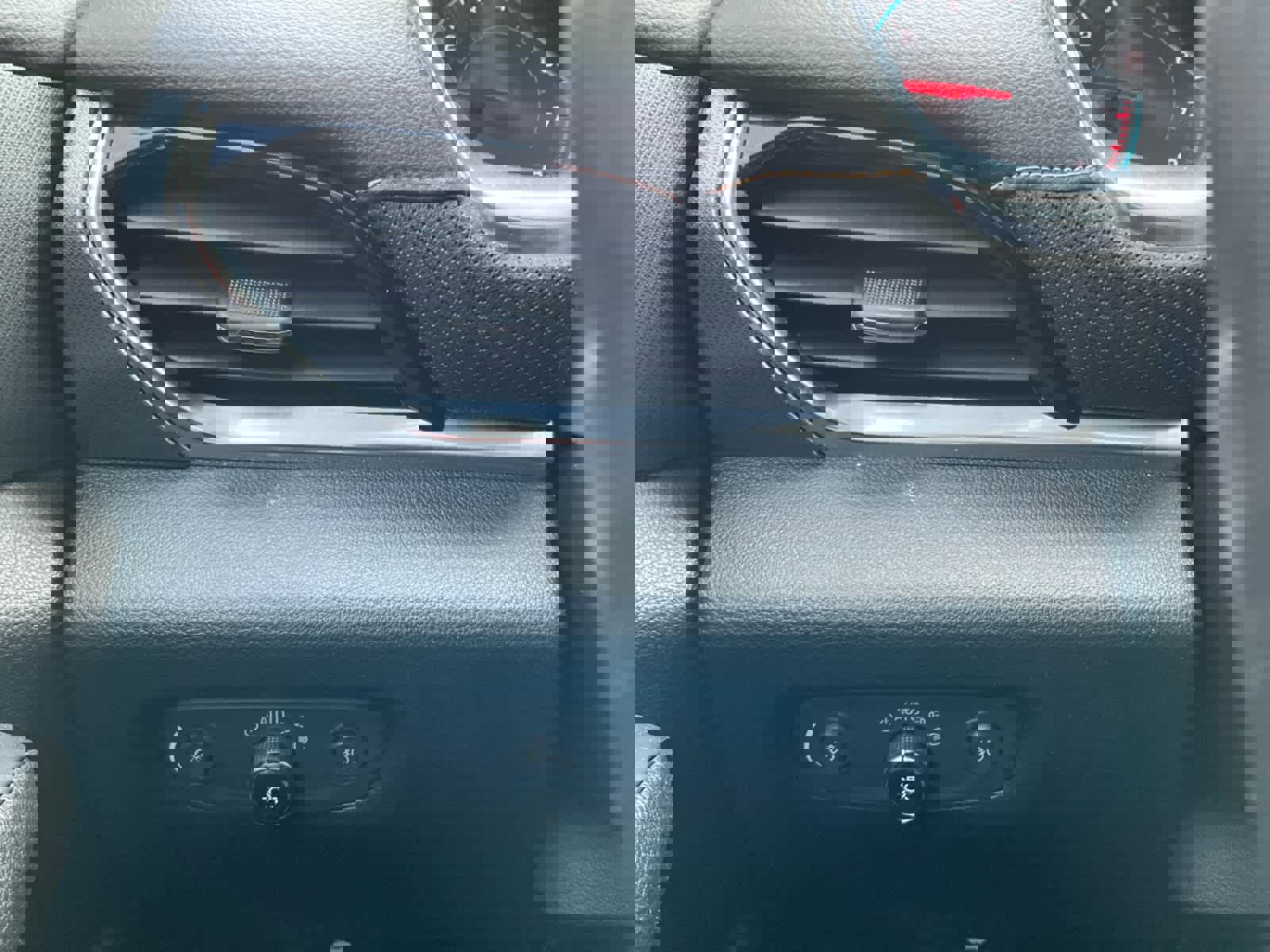 Used 2019 Chevrolet Traverse Premier w/ Redline Edition image 20