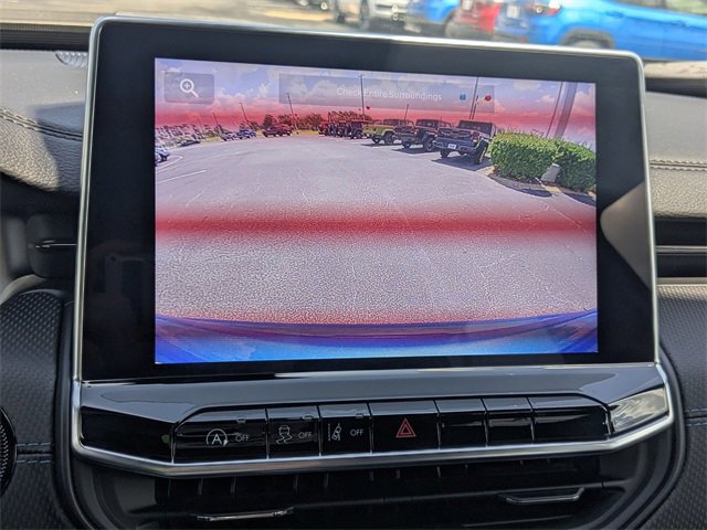 New 2025 Jeep Compass Latitude w/ Sun & Sound Group image 18