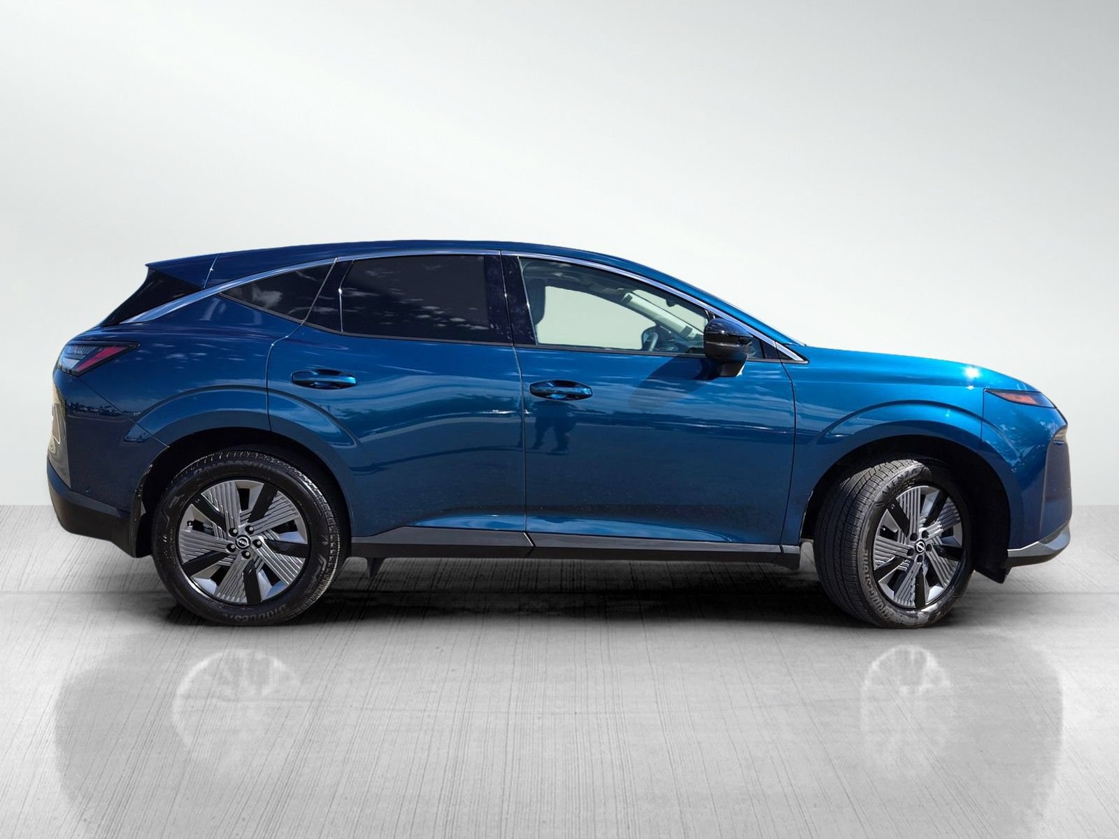 Used 2025 Nissan Murano SL w/ Cargo Package AWD/4WD image 3