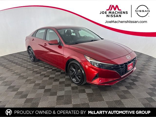 Used 2023 Hyundai Elantra SEL w/ Winter Weather Package