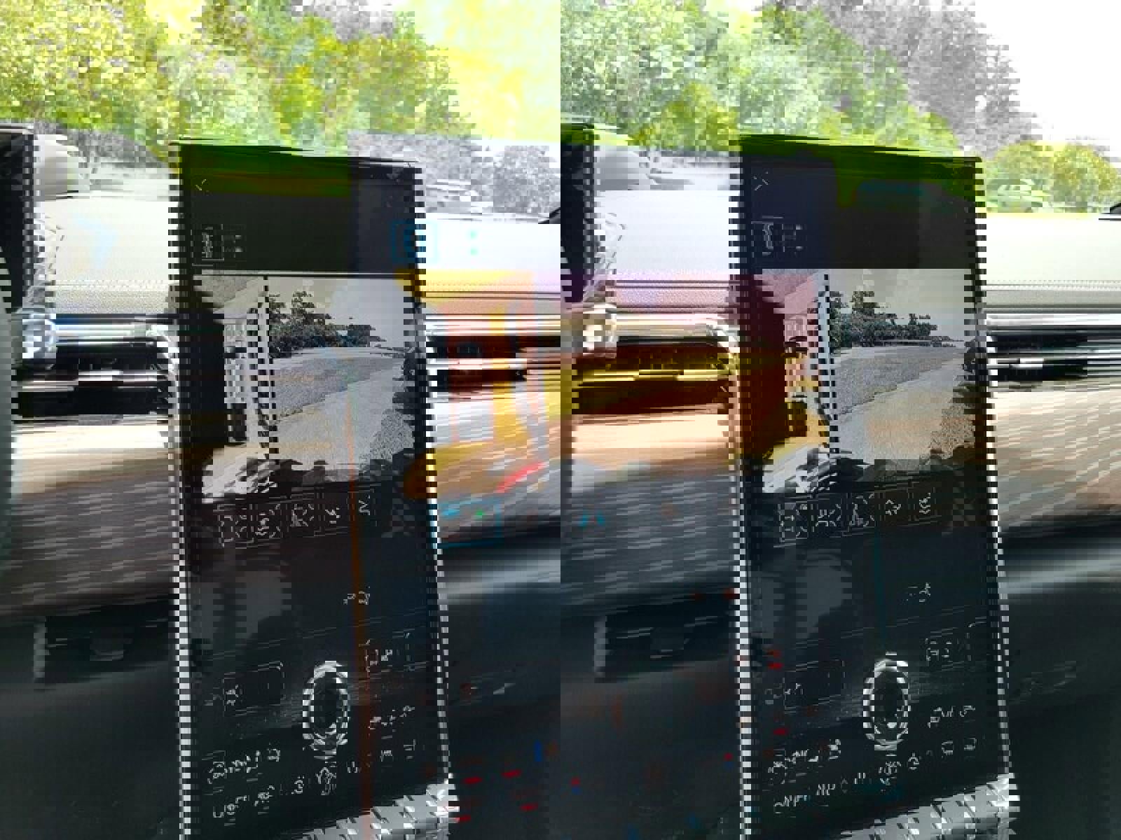 New 2025 GMC Sierra EV Denali image 17