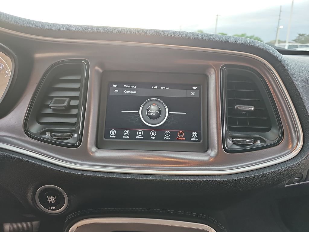 Used 2019 Dodge Challenger SXT image 20