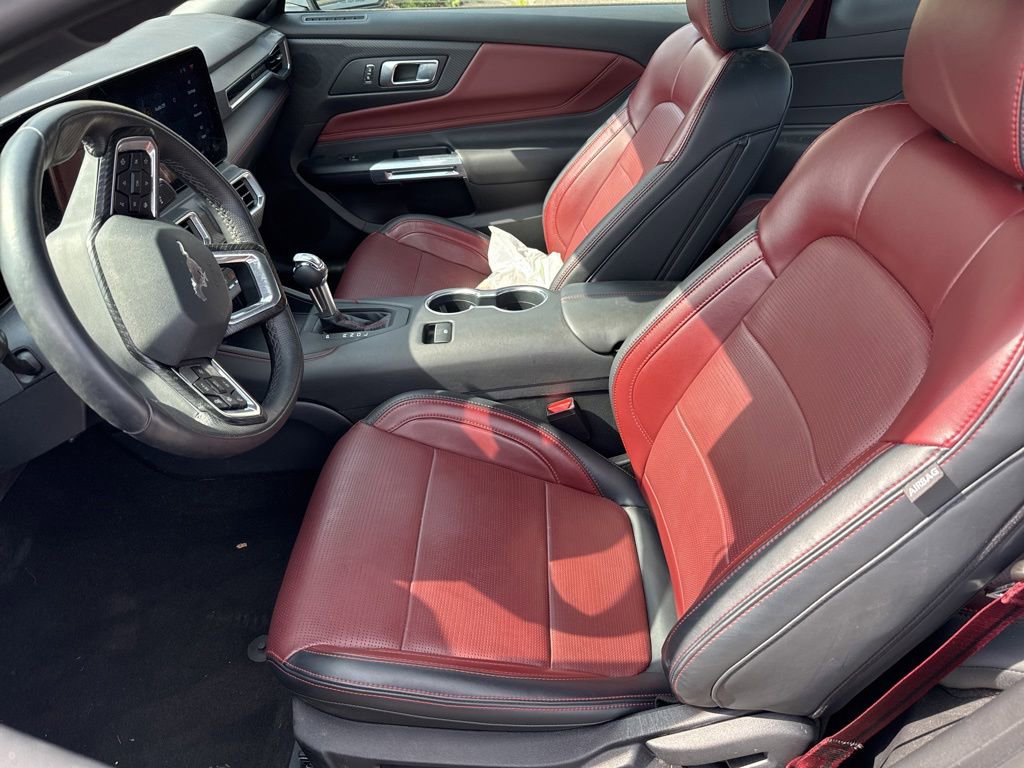 Used 2025 Ford Mustang Premium RWD image 2