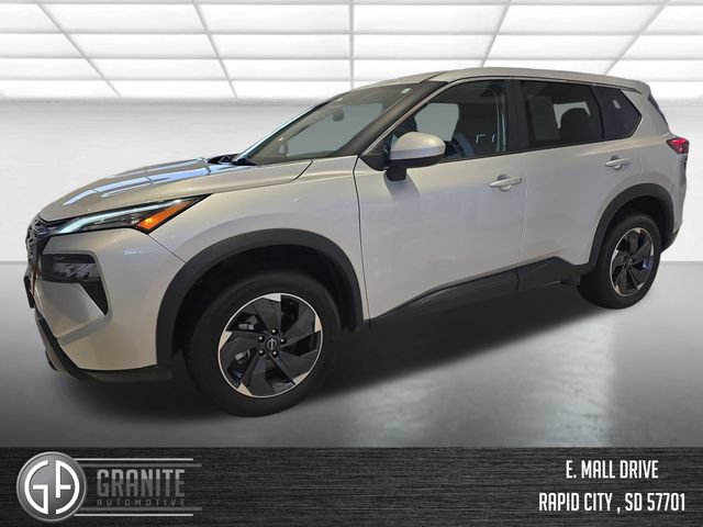 Used 2024 Nissan Rogue SV