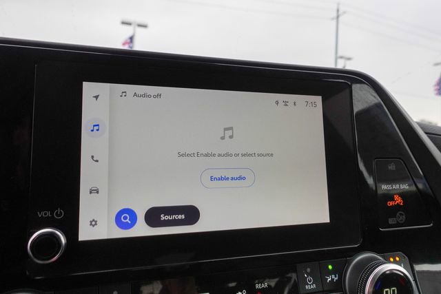 Certified 2023 Toyota Highlander XLE image 18