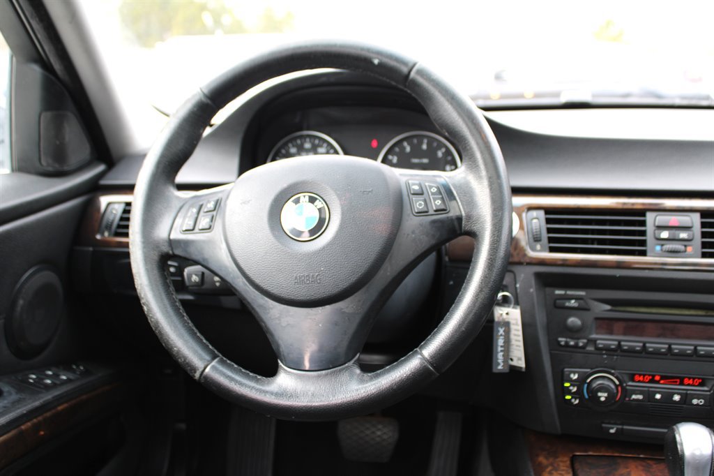 Used 2006 BMW 330i Sedan image 13