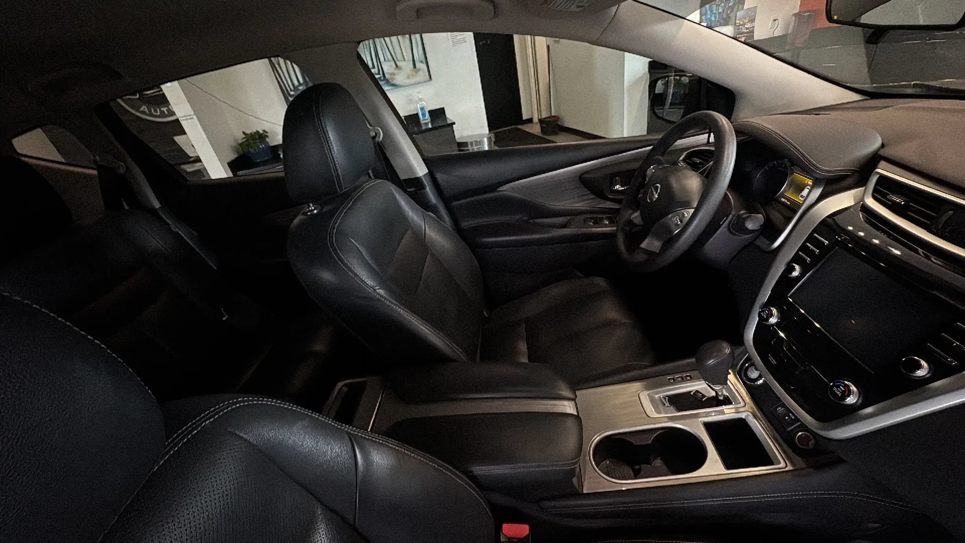 Used 2018 Nissan Murano S FWD image 19