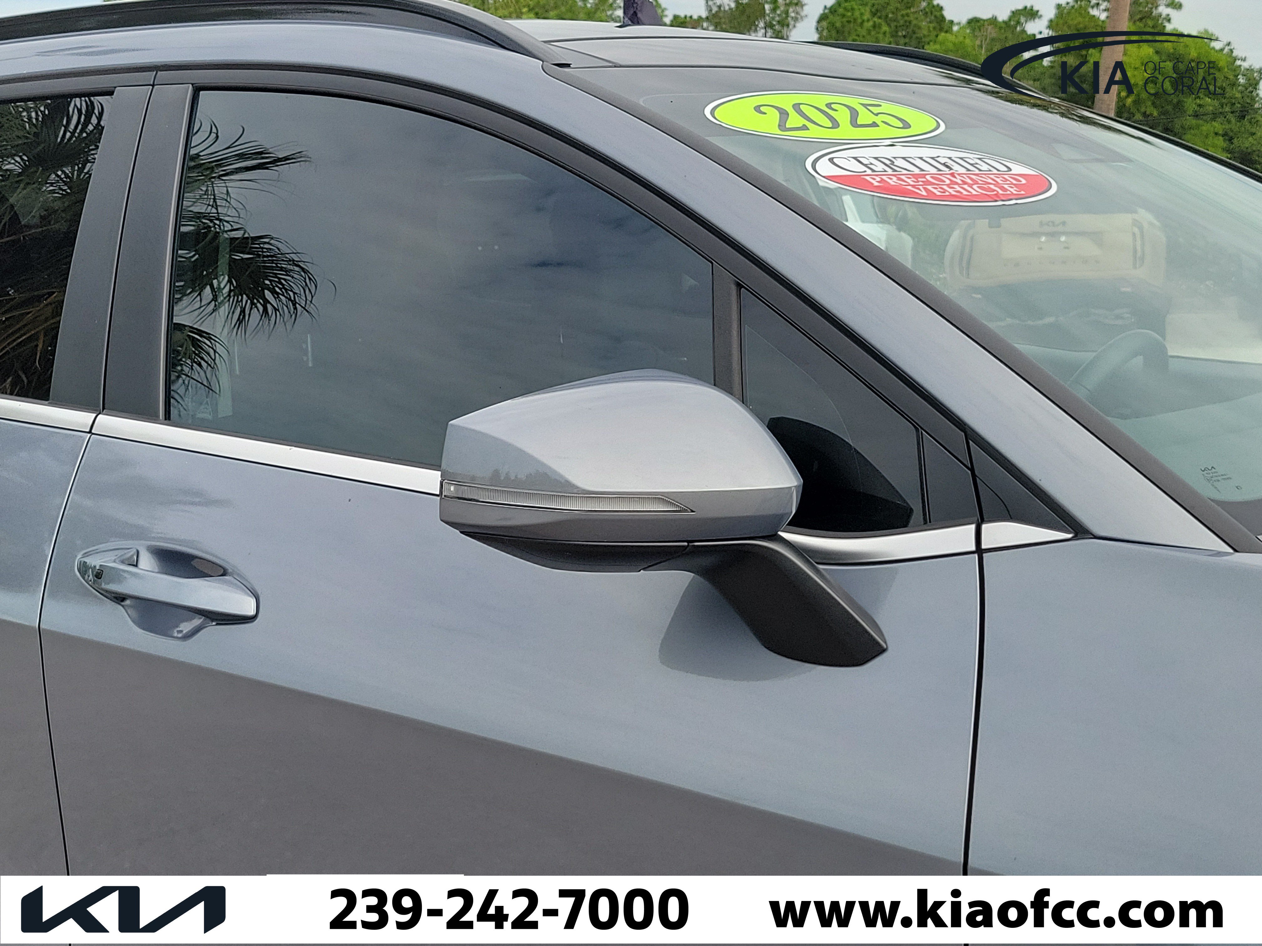 Certified 2025 Kia Sportage EX w/ Premium Package FWD image 8