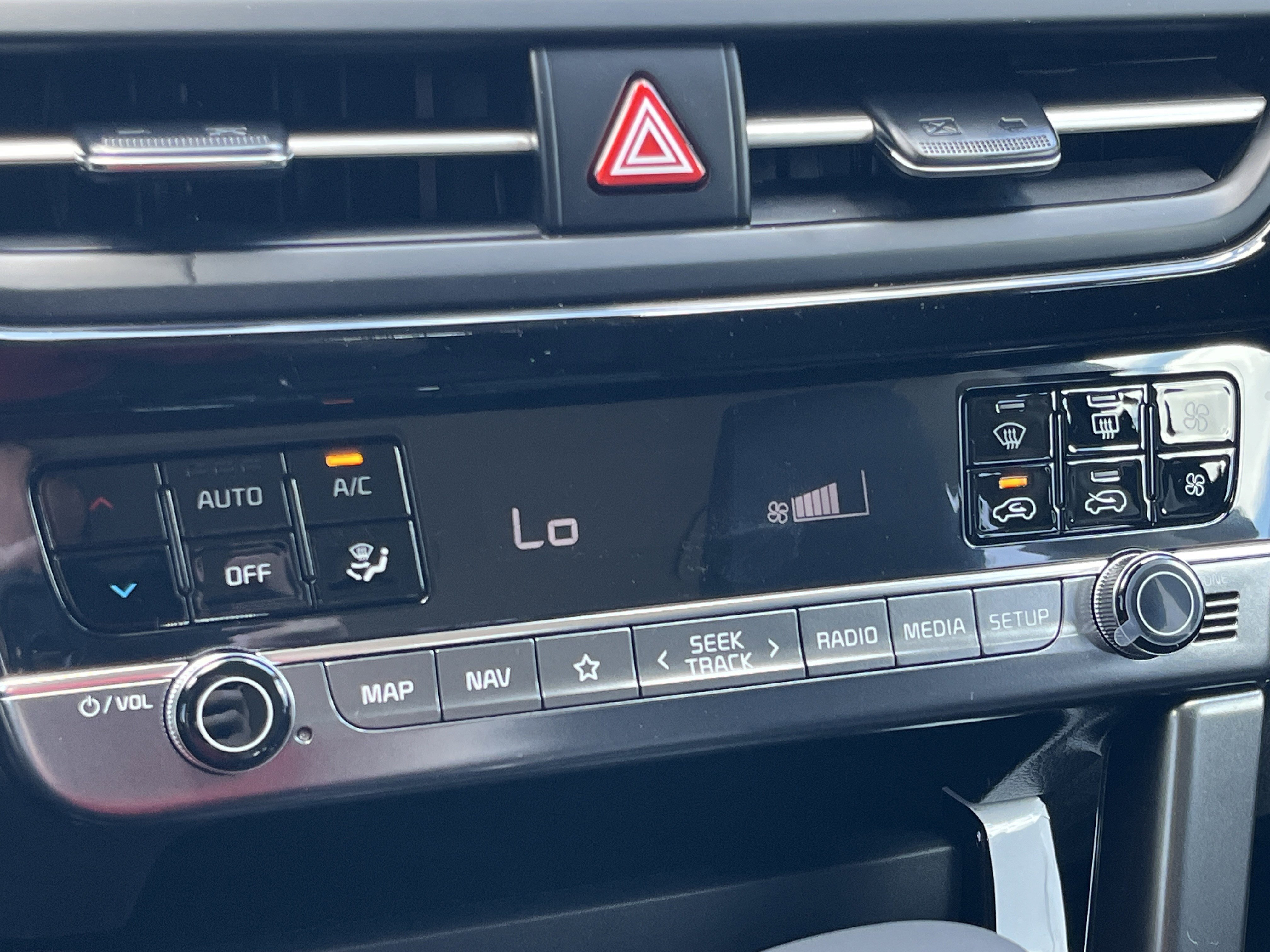New 2026 Kia Seltos S FWD image 7