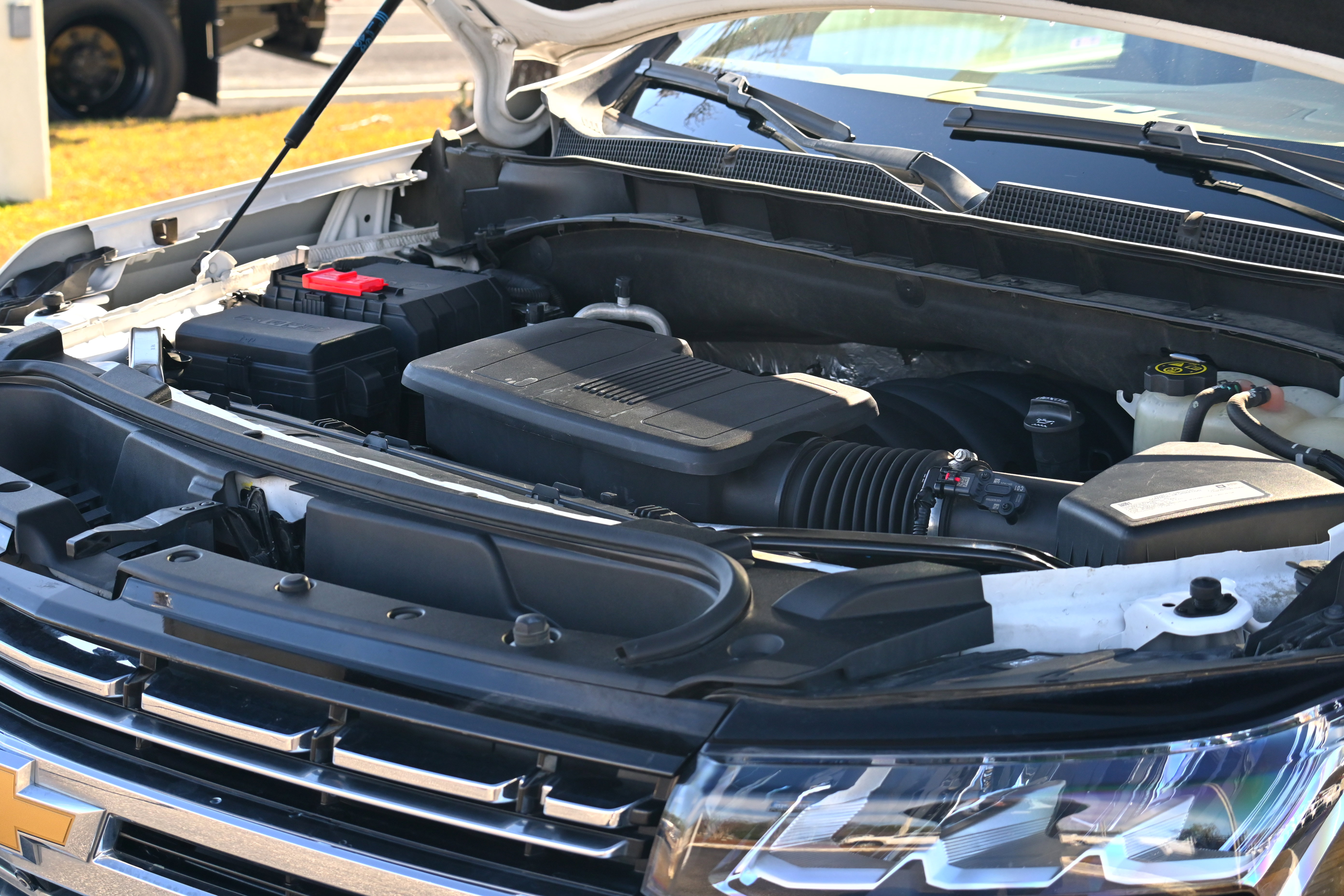 Used 2021 Chevrolet Suburban Premier w/ Premium Package image 38