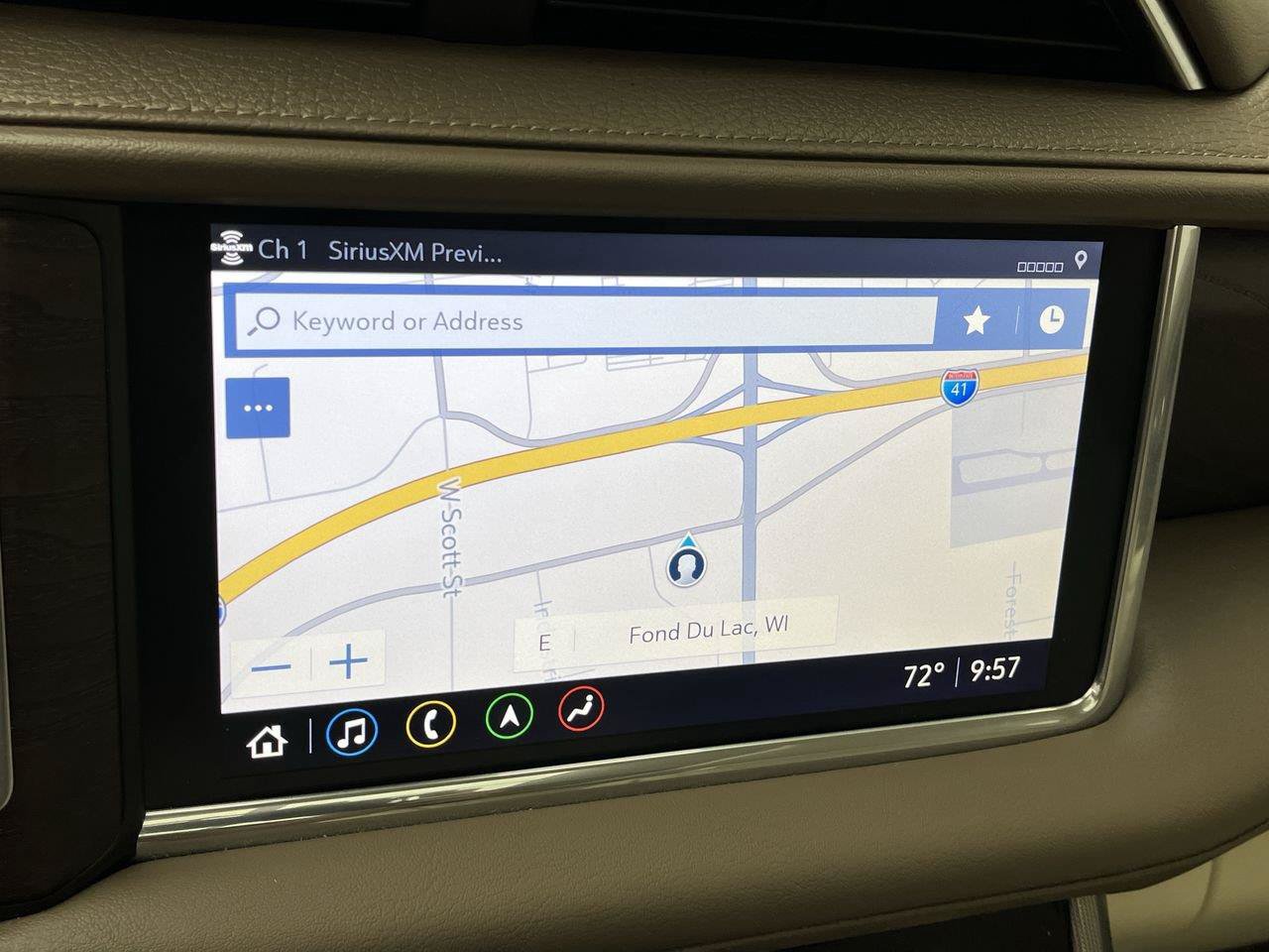 Certified 2021 GMC Yukon XL Denali w/ Denali Premium Package AWD/4WD image 5