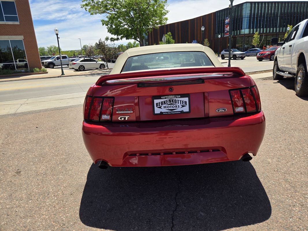 Used 2000 Ford Mustang GT RWD image 9
