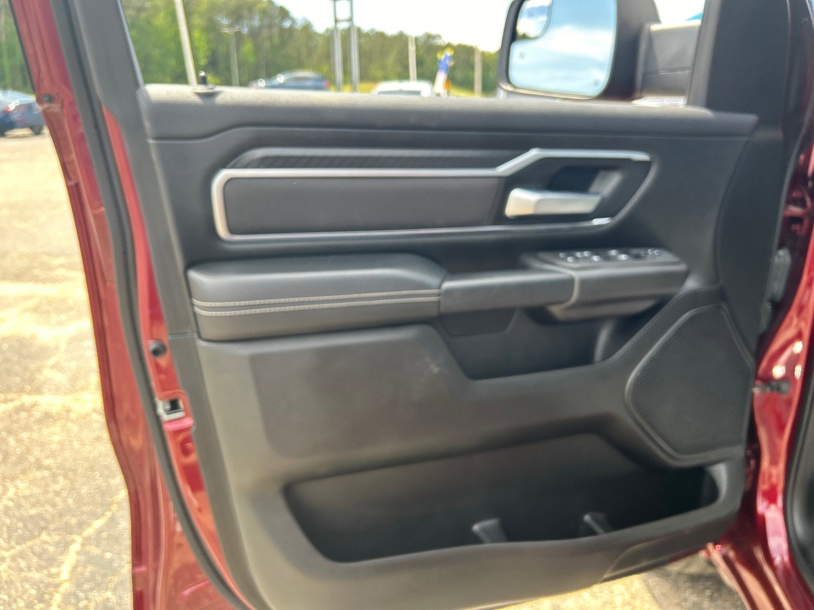 Used 2025 RAM 1500 Big Horn AWD/4WD image 19