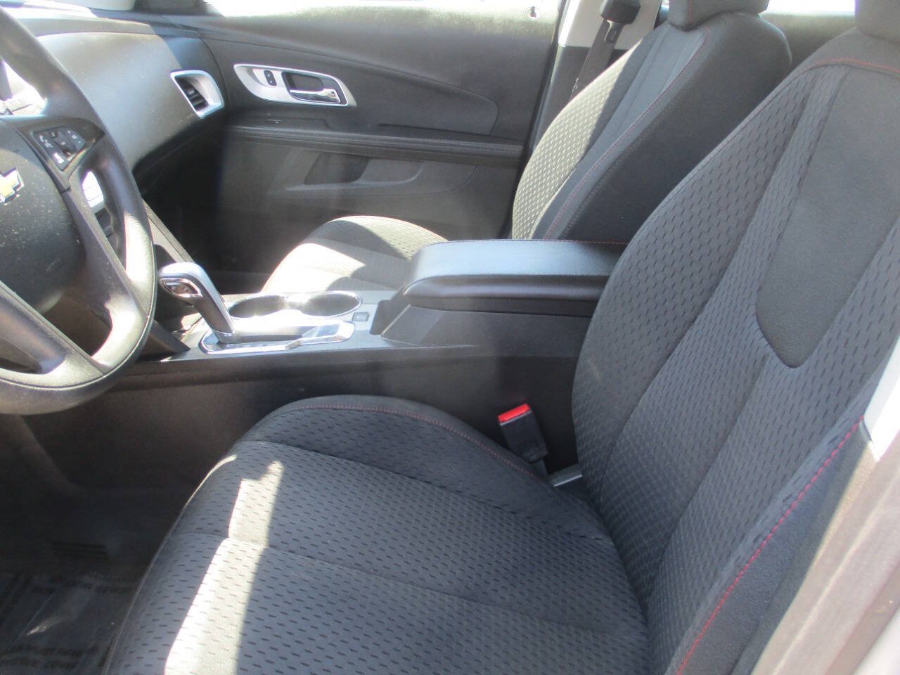 Used 2012 Chevrolet Equinox LS AWD/4WD image 13