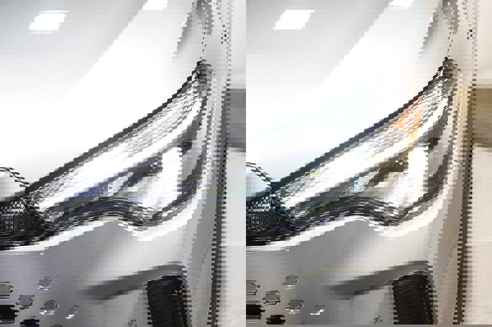 Certified 2026 Toyota Corolla Cross XSE w/ Convenience Package image 4