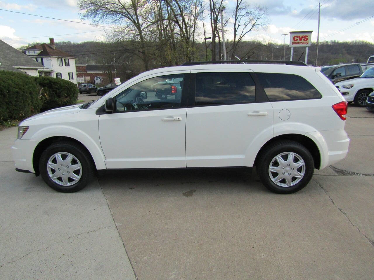 Used 2016 Dodge Journey SE w/ Safe & Sound Group image 8
