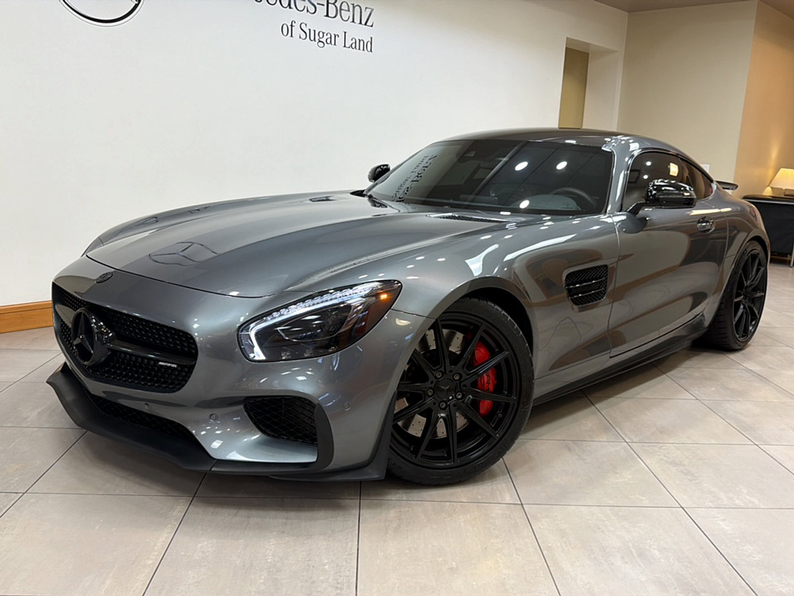 Used 2016 Mercedes-Benz AMG GT S image 1