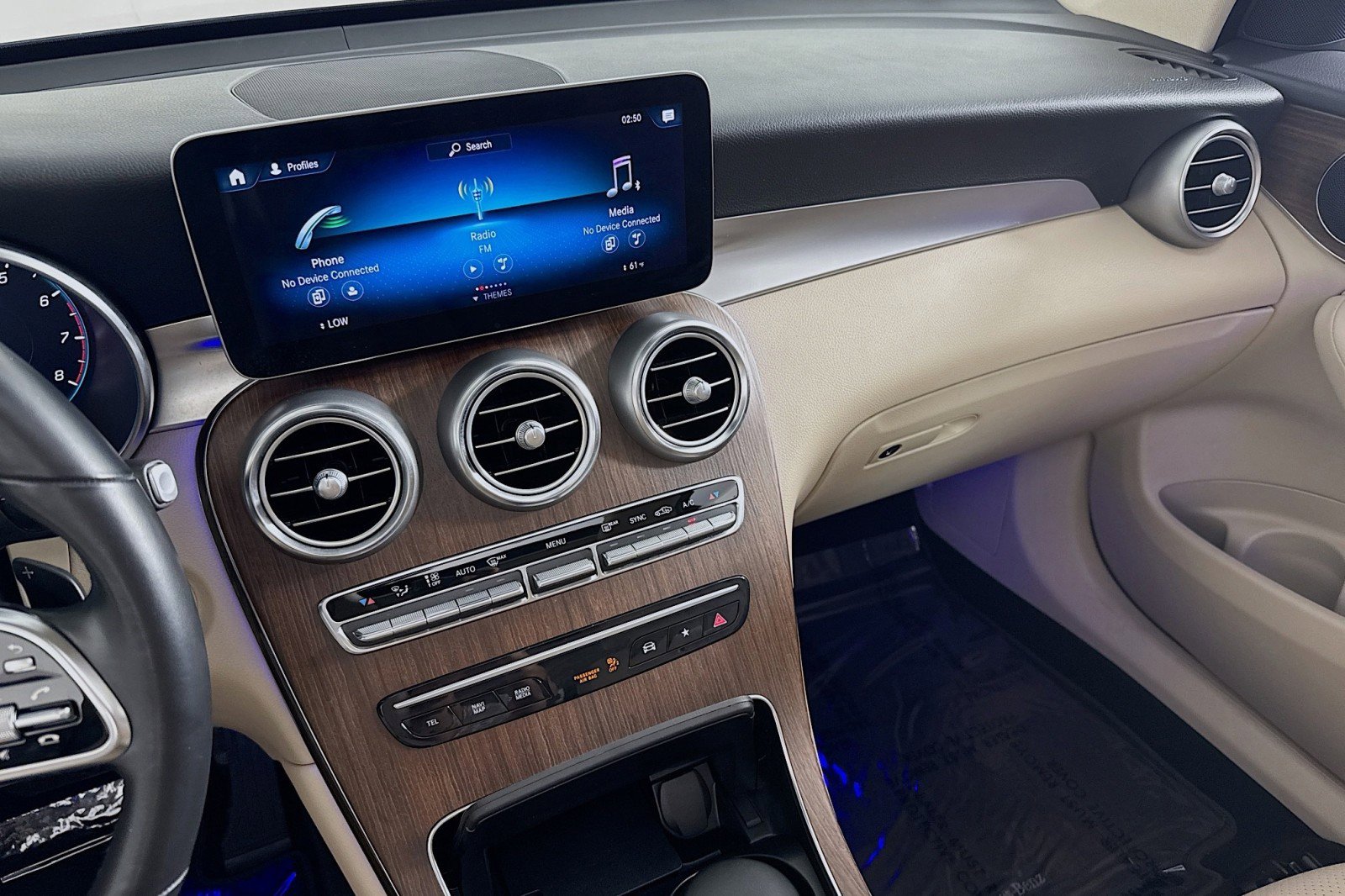 Certified 2022 Mercedes-Benz GLC 300 4MATIC image 21