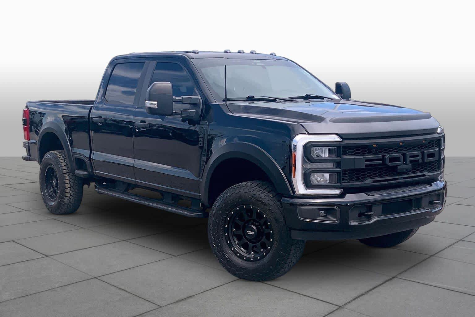 Used 2024 Ford F350 XL w/ STX Appearance Package AWD/4WD image 3