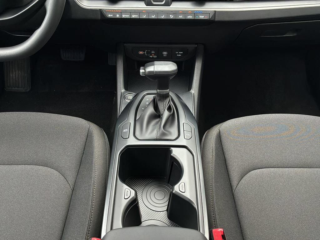 New 2026 Kia K4 FWD image 21
