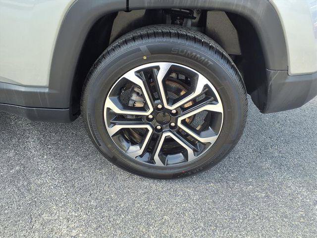 Certified 2022 Jeep Compass Limited image 8