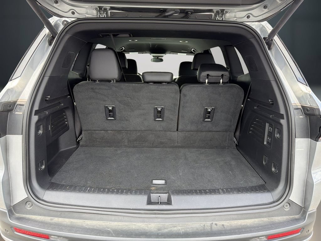 Certified 2025 Buick Enclave Preferred w/ Power Package FWD image 12