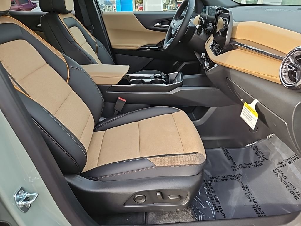 Certified 2026 Chevrolet Equinox ACTIV w/ Convenience Package III image 25