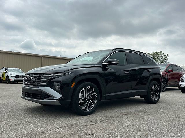 New 2026 Hyundai Tucson Limited FWD image 2