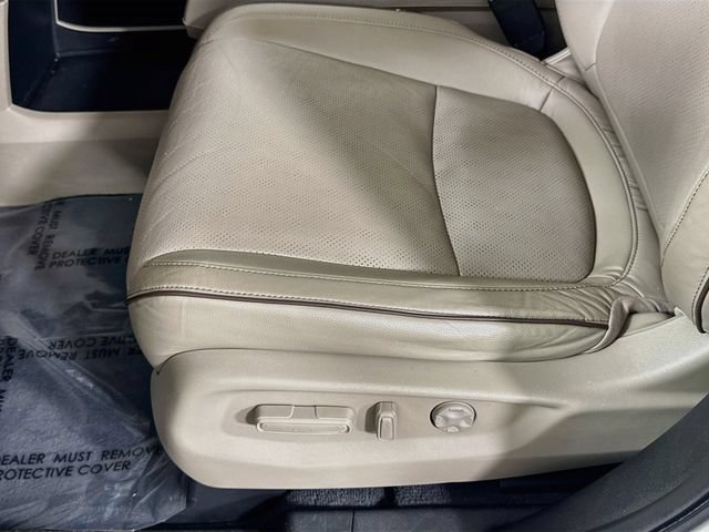 Used 2022 Honda Odyssey Elite image 16