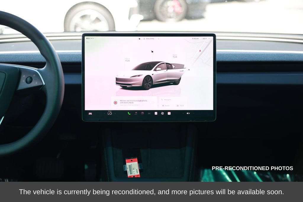 Used 2025 Tesla Model 3 Long Range image 25