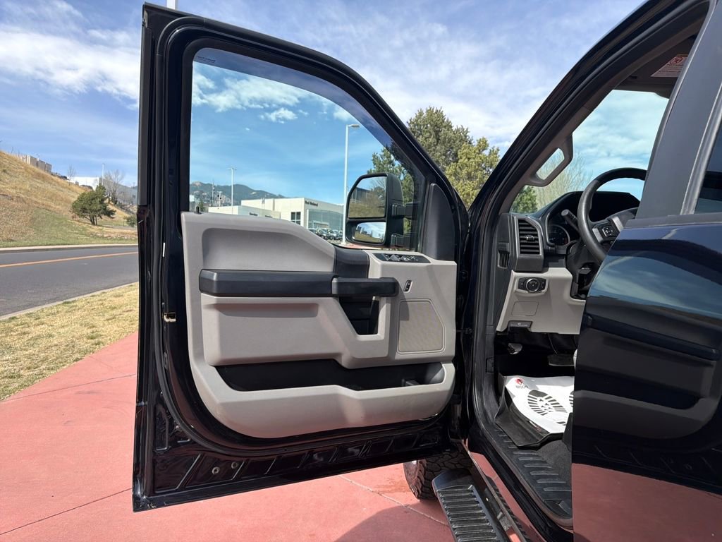 Certified 2021 Ford F250 XL w/ STX Appearance Package image 9