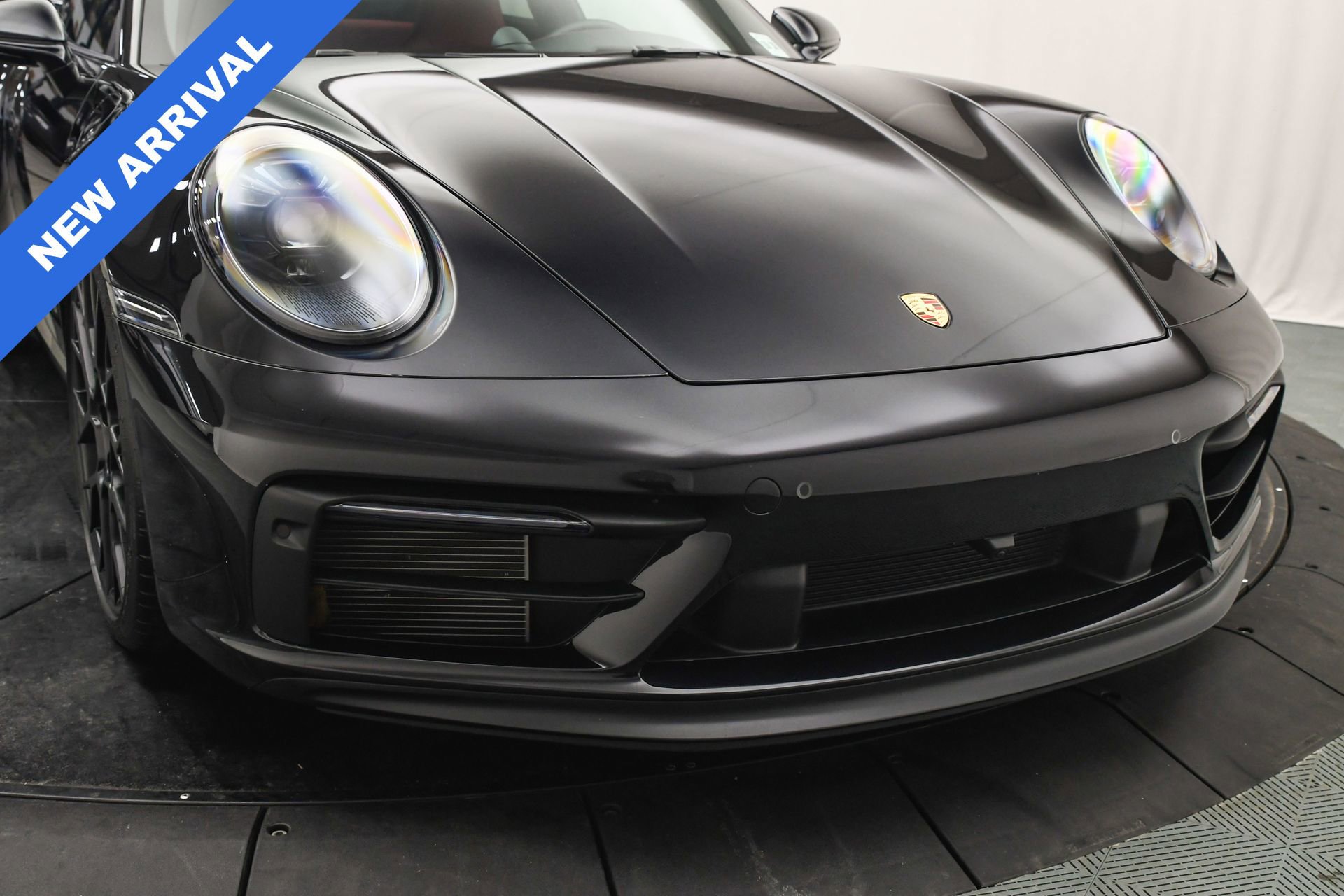 Used 2024 Porsche 911 Carrera GTS image 23