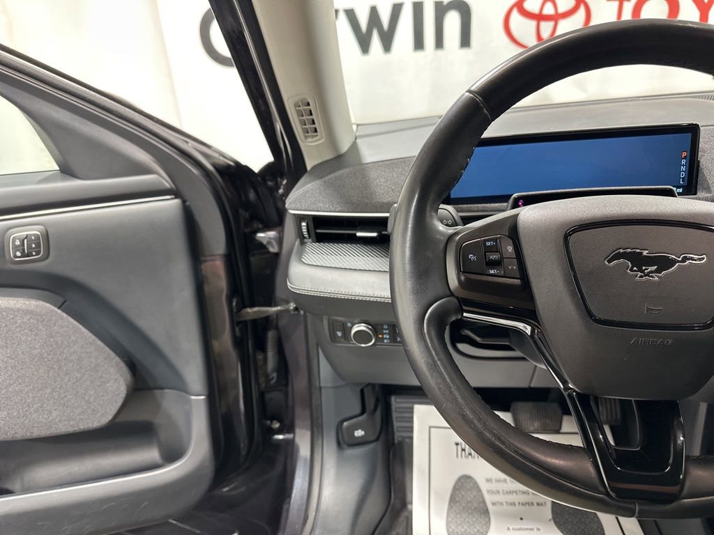 Used 2021 Ford Mustang Mach-E Premium image 24