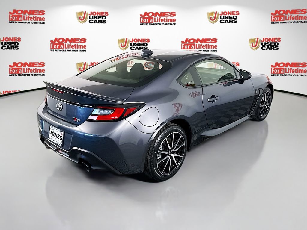 Certified 2023 Toyota GR86 w/ ALL Weather Mat Package (TMS) RWD image 16